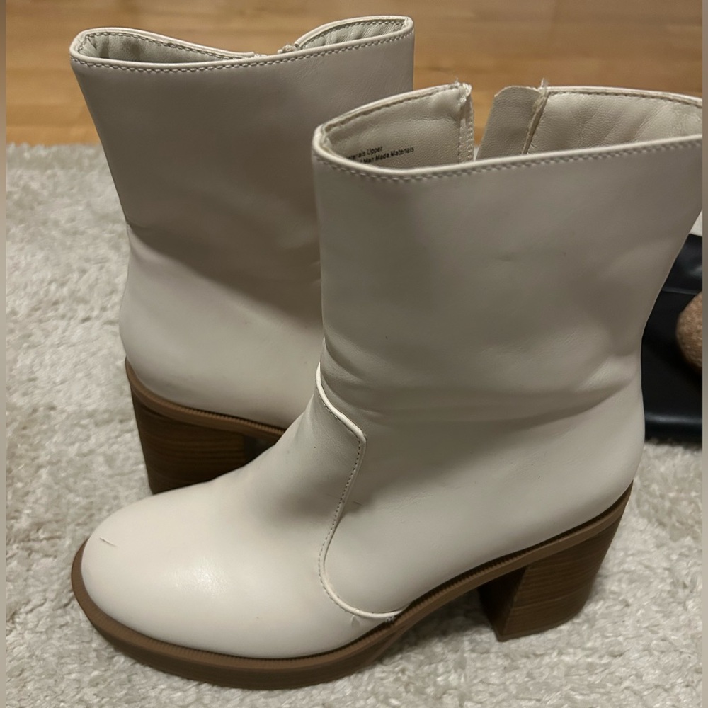 Women’s booties